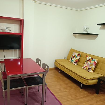 Apartamentos Chevere Rojo-Huca Овьедо Экстерьер фото