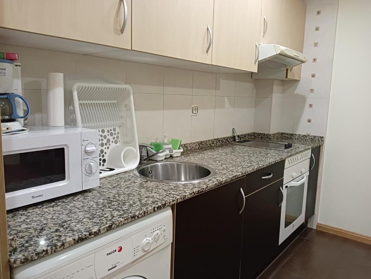 Apartamentos Chevere Rojo-Huca Овьедо Экстерьер фото