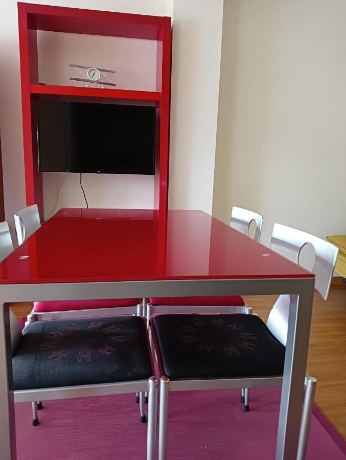 Apartamentos Chevere Rojo-Huca Овьедо Экстерьер фото